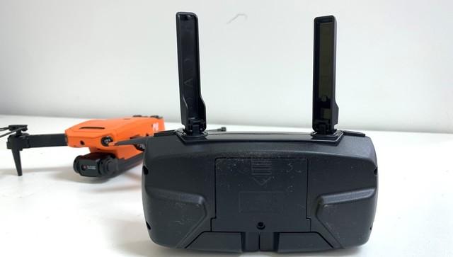 居然還送了VR頭顯 我在拼多多上花150買了臺無人機-6331