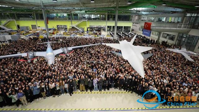 不愧是油管五常，土媒：中國想用5代機換無人機技術，土沒看上-2701