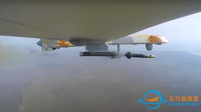 俄軍用無人機打擊烏軍目標，技術來自以色列，為何不用中國無人機-8324