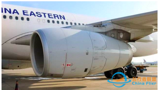 川航飛機1000米高空左側引擎失效，飛行員技術高超，成功降落機場-4890