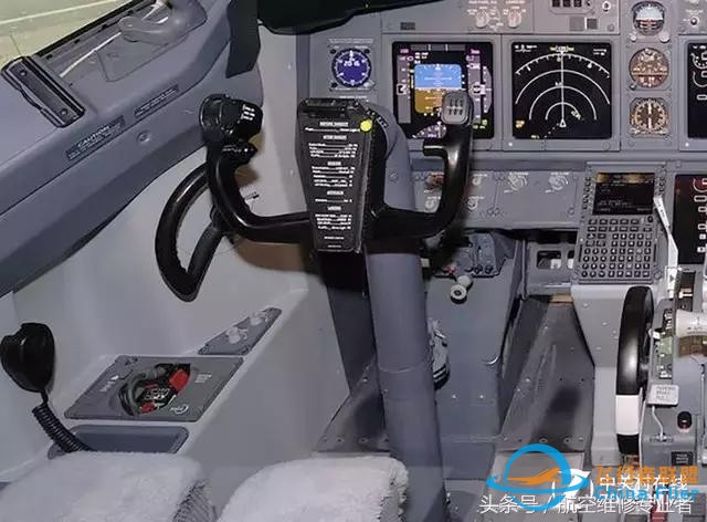 探索波音737駕駛艙！-8436