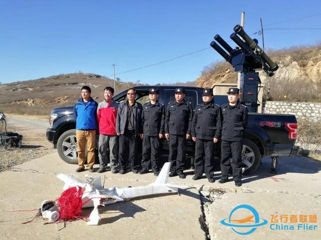 不光能用激光打，還能“用網(wǎng)捕”！中國反無人機技術(shù)世界一流-6308