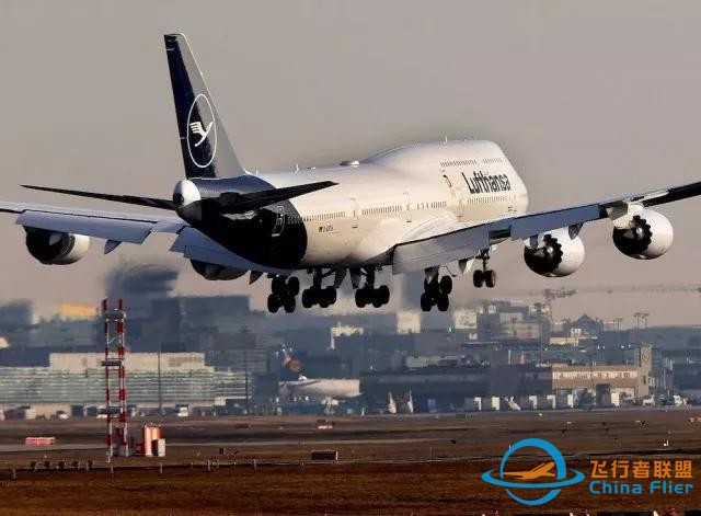 別在飛機上光腳！飛機上不為人知的13個小常識-6970
