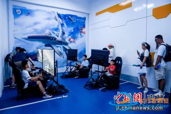 逛2023年空軍航空開放活動·長春航空展展館 近觀前沿科技與先進裝備-1379