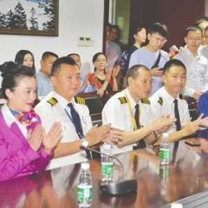 川航客機“史詩級備降”是他們干的！