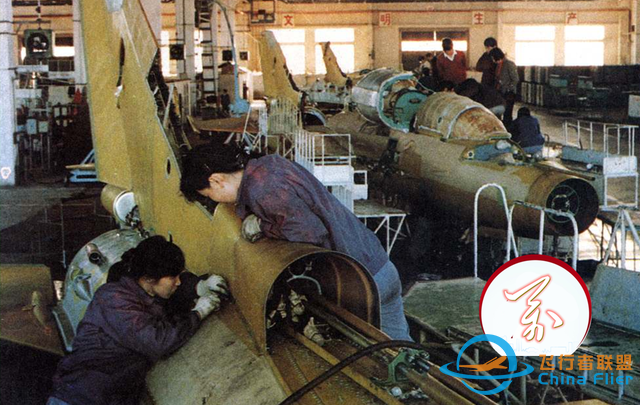 一手爛牌打成好牌，中國(guó)空軍副司令林虎和糟糕的蘇-27戰(zhàn)斗機(jī)部隊(duì)-5507