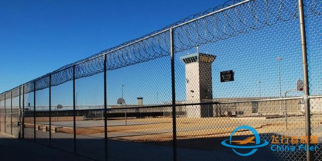 為開發飛行模擬軟件購買F-16手冊，俄公民在美國被捕-8323