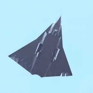 六代機(jī)首飛：震撼全球航空界的技術(shù)突破與國(guó)際反應(yīng)分析
