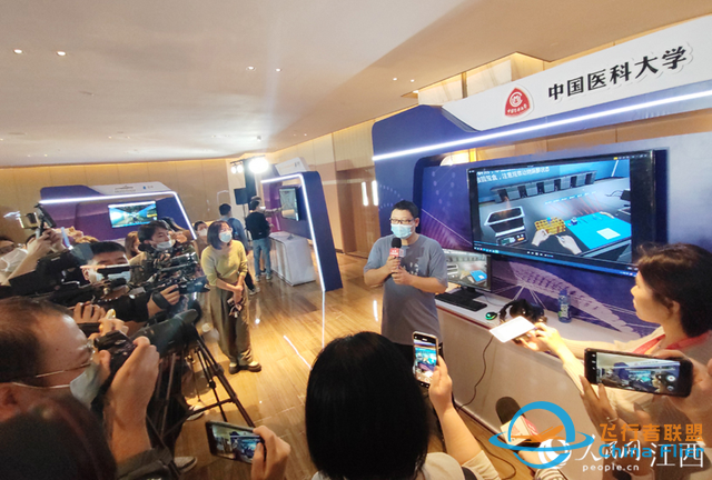 江西南昌：2022世界VR產(chǎn)業(yè)大會展會火熱布展-6920